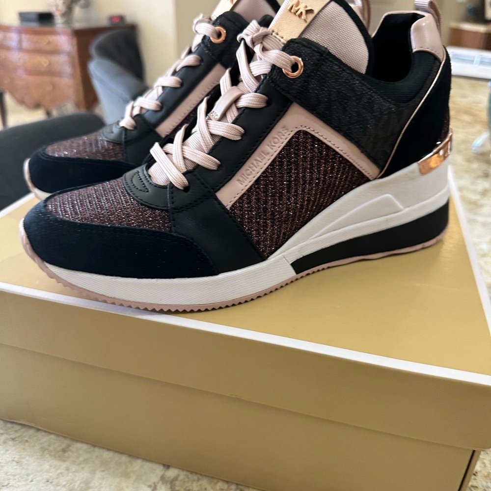 NIB Michael Kors Glitter Trainers Tennis Shoes